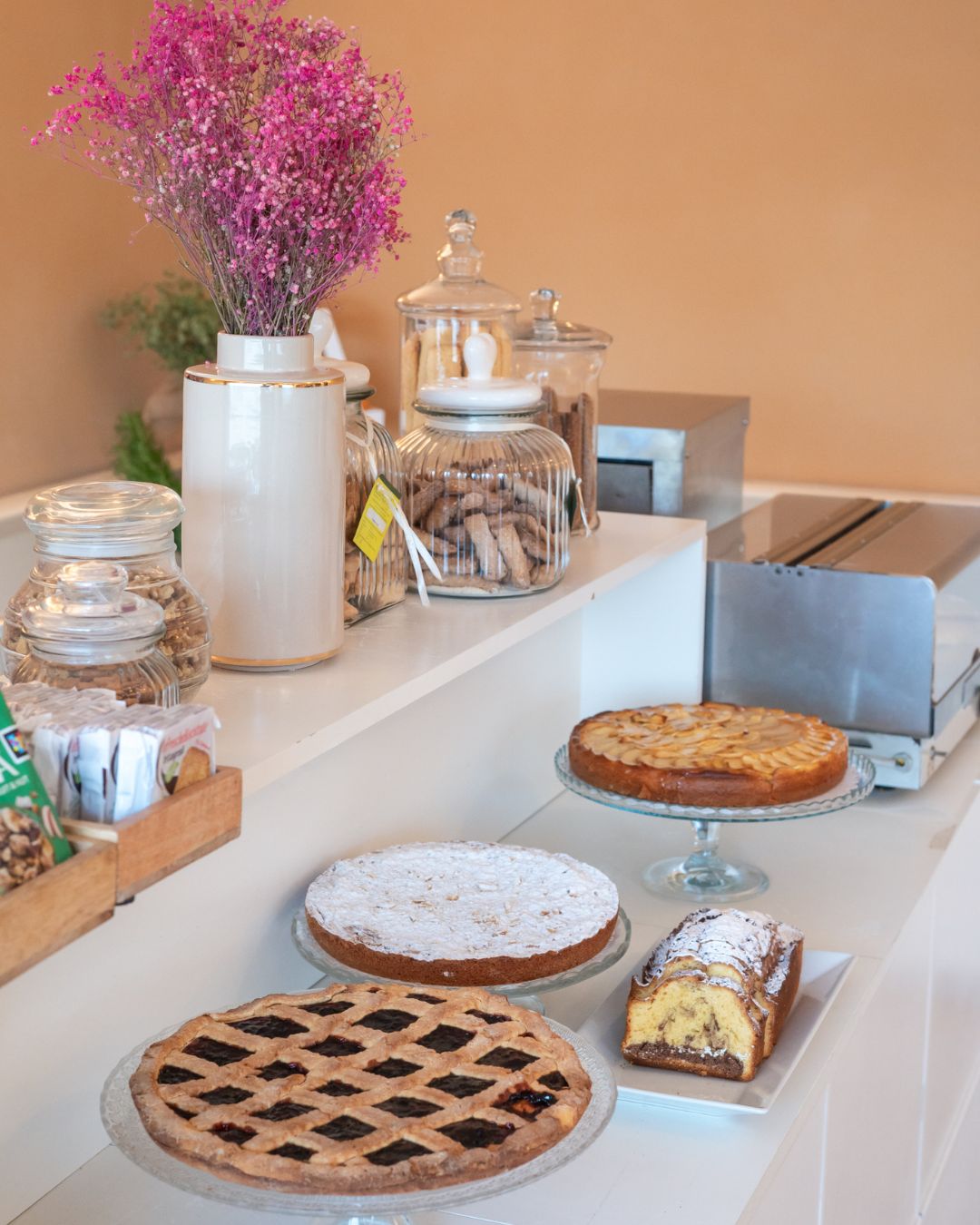 hotel-villa-ida-colazione-portrait